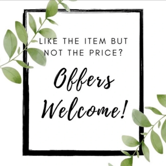 Stylized Chunky Statement Piece Necklace - Picture 6 of 6